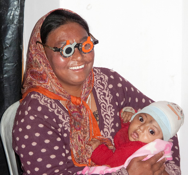 21-Woman-&-baby---eyeglasses